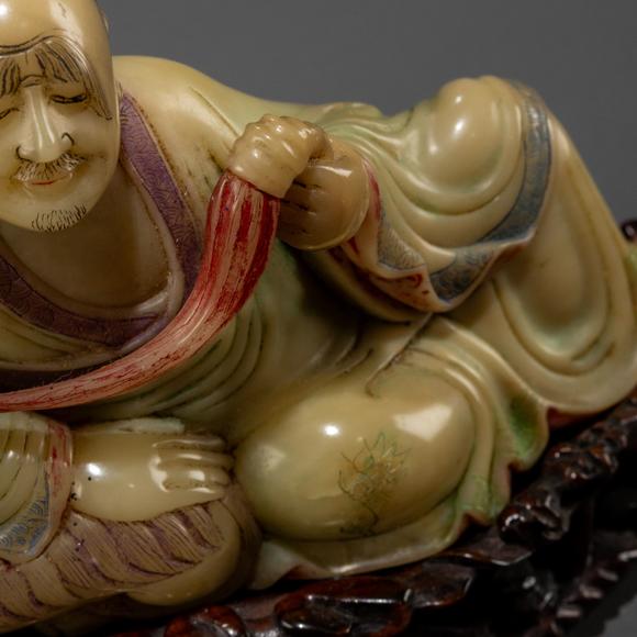 大阪美術(shù)商會(huì)清 壽山石雕笑獅羅漢