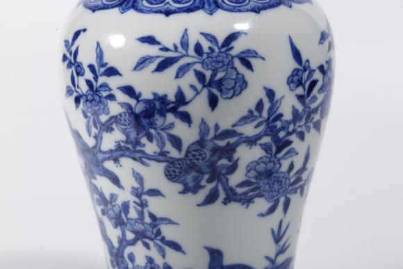 千葉大和青花花鳥(niǎo)紋梅瓶（一對(duì)）