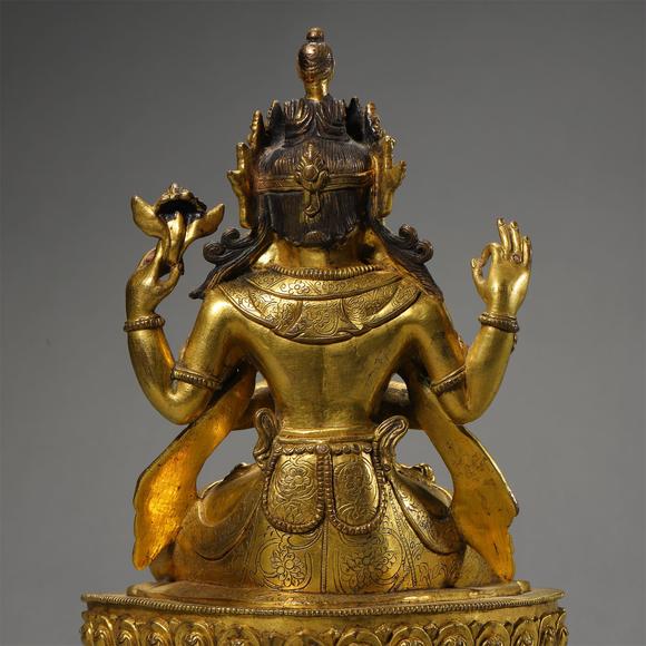 東京國(guó)際拍賣(mài)清代 西藏風(fēng)格銅鎏金四臂觀音佛像