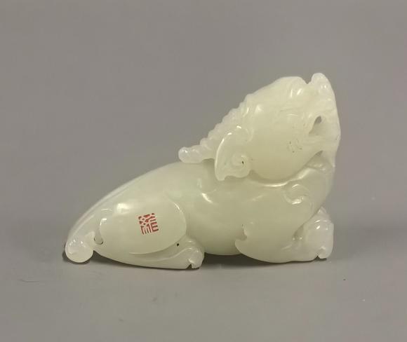東京國(guó)際拍賣和田玉獸