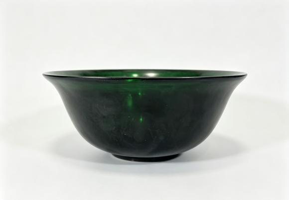 誠(chéng)璽拍賣(mài)清乾隆 綠料大碗一對(duì)