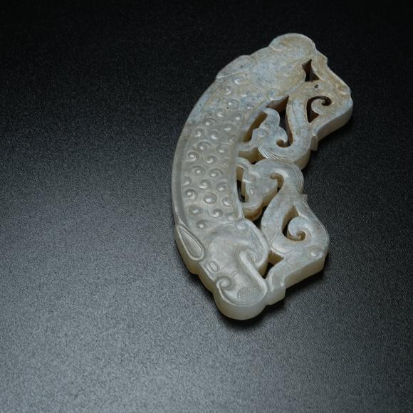 弘楊株式會(huì)社高古玉獸首璜