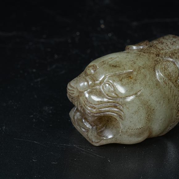 弘楊株式會(huì)社高古玉獸首擺件