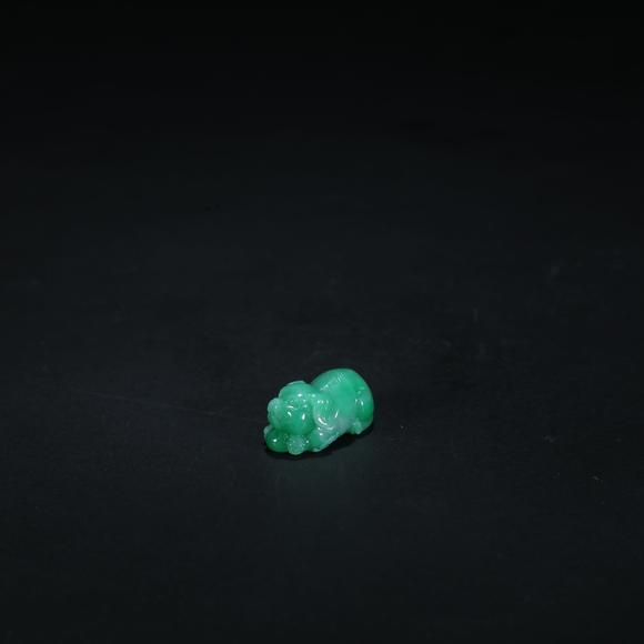 鐮倉美術(shù)清 翡翠豬掛件