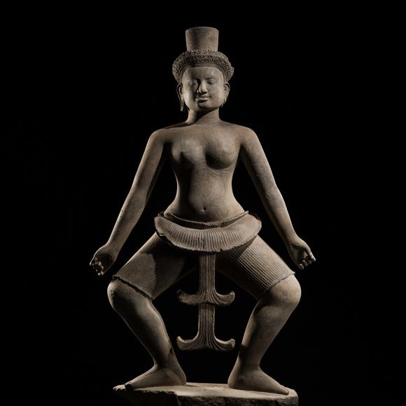 Galerie ZackeA MONUMENTAL (183 CM) SANDSTONE FIGURE OF A DANCING UMA, ANGKOR PERIOD, KOH KER STYLE