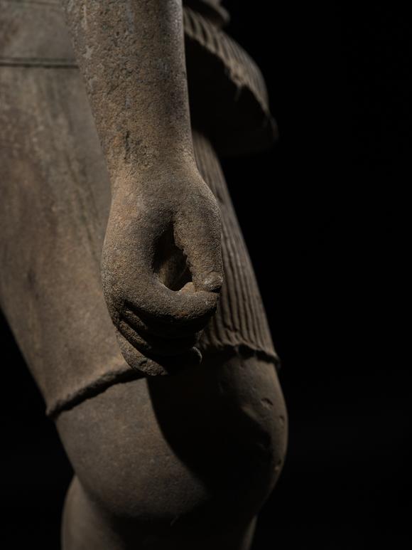 Galerie ZackeA MONUMENTAL (183 CM) SANDSTONE FIGURE OF A DANCING UMA, ANGKOR PERIOD, KOH KER STYLE