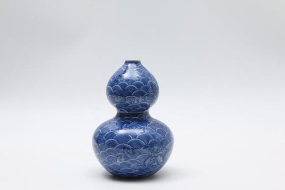 You Need清 青花海怪紋葫蘆瓶 