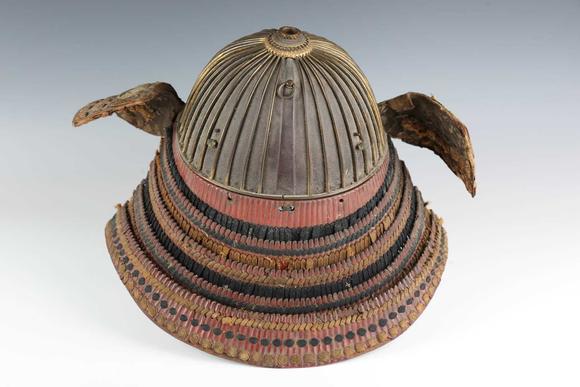 TooveysA Japanese suji kabuto, mid-Edo period, the steel skull body