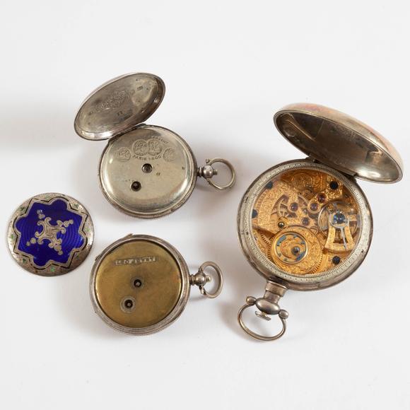 Waddington'sThree Chinese Export Silver Pocket Watches, 中國外銷懷表一組三件
