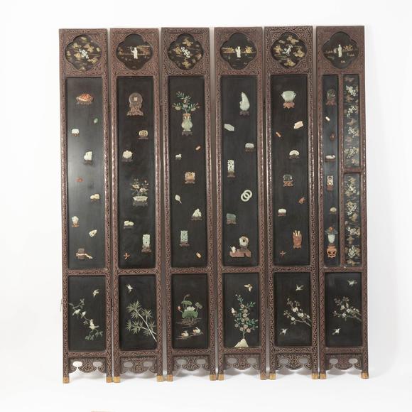 Waddington'sA Jade and Hardstone-Inlaid Black and Gilt-Lacquer Twelve-Panel Floor Screen, Late Qing/Republican Period, 晚清/民國 雕漆嵌寶地屏一套共十二扇