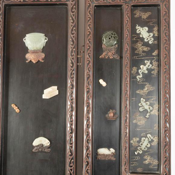 Waddington'sA Jade and Hardstone-Inlaid Black and Gilt-Lacquer Twelve-Panel Floor Screen, Late Qing/Republican Period, 晚清/民國 雕漆嵌寶地屏一套共十二扇