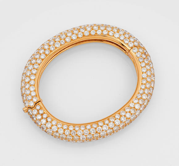 Schloss-AhldenGlamour?ser Brillant-Armreif von Cartier 