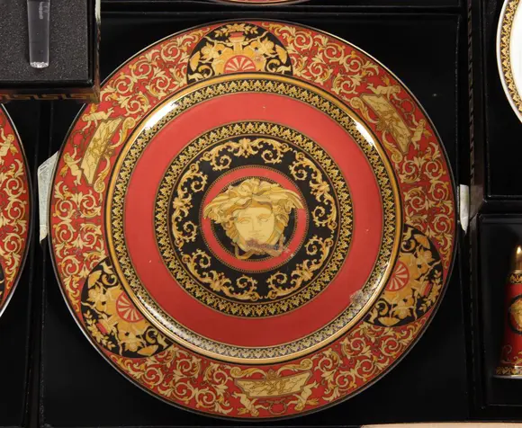 Derksen Veilingbedrijf4009.Gianni Versace (1946-1997)