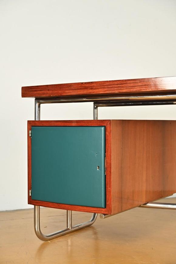 Loeckx AuctioneersJozef De Bruycker (attributed to): desk in chrome…