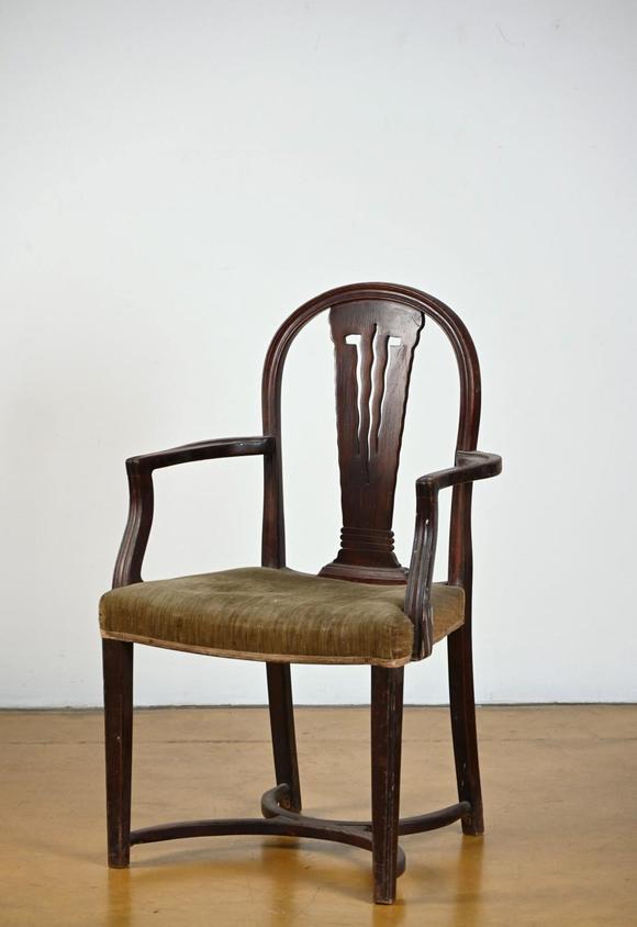 Loeckx AuctioneersThonet: art deco armchair in wood (*)…
