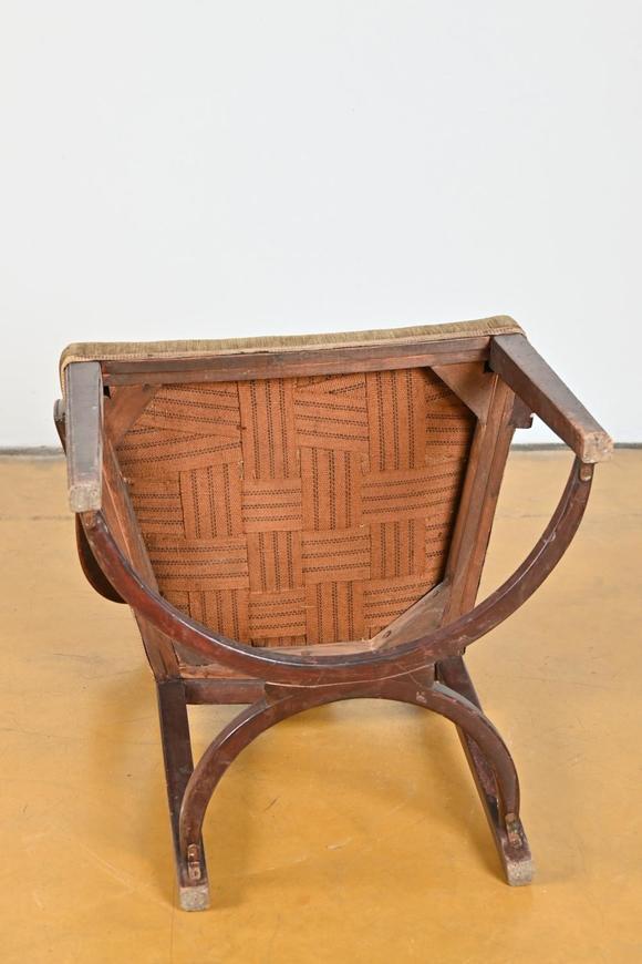 Loeckx AuctioneersThonet: art deco armchair in wood (*)…