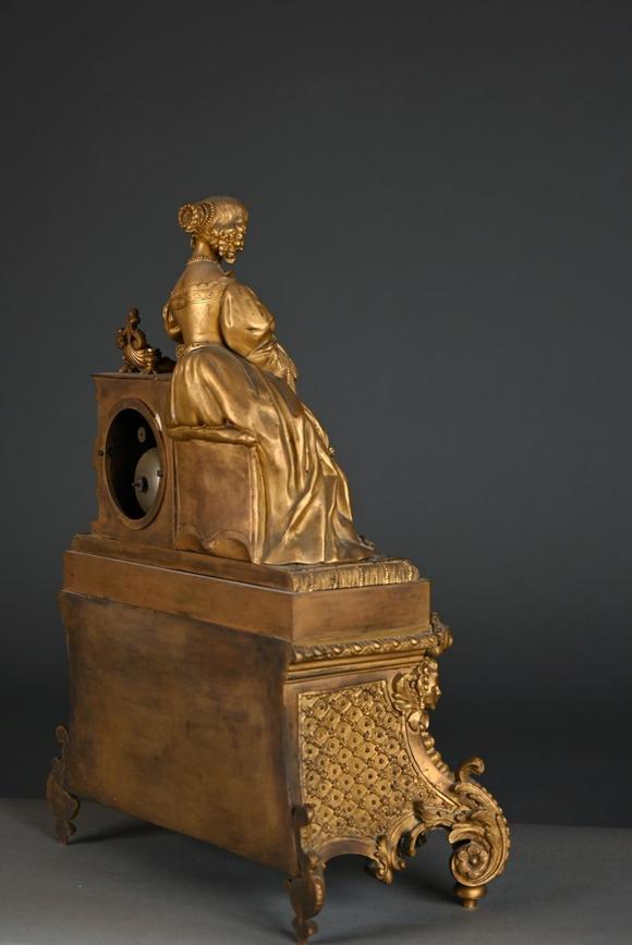 Loeckx AuctioneersA gilt bronze Louis-Philippe clock ‘Elegant Lady’…