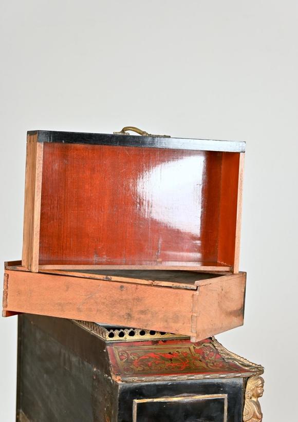 Loeckx AuctioneersNapoléon III secrétaire with Boulle inlaywork (*)…