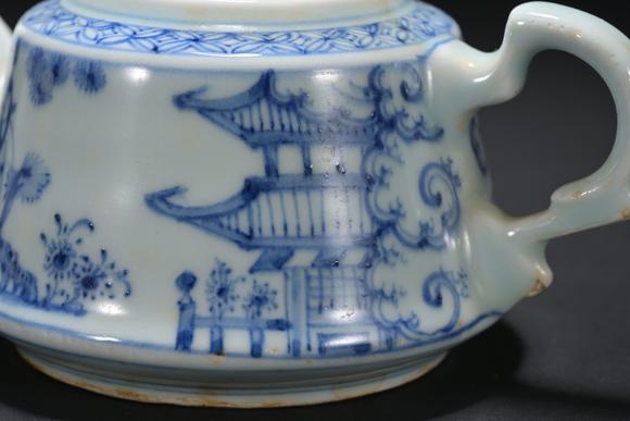 三杉美術(shù)明 青花壺