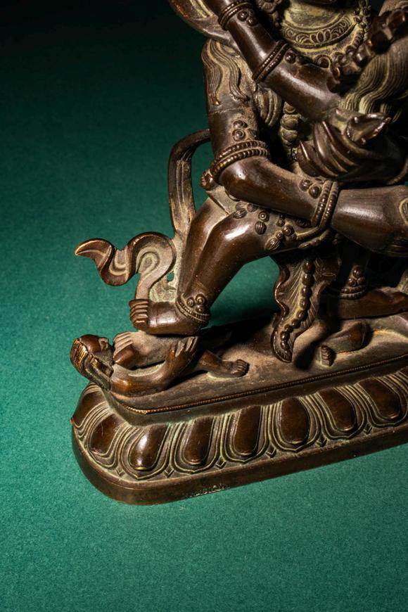 Apollo Art AuctionsQianlong Period, Ca. AD 1736 - 1795. >
A cast Sino-Tibetan bronze group depicting Vajrasattva in