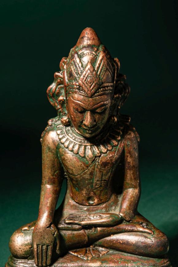 Apollo Art AuctionsCa. 12th - 13th century AD. >
A finely cast bronze figure of Buddha Shakyamuni, seated in bhumisp