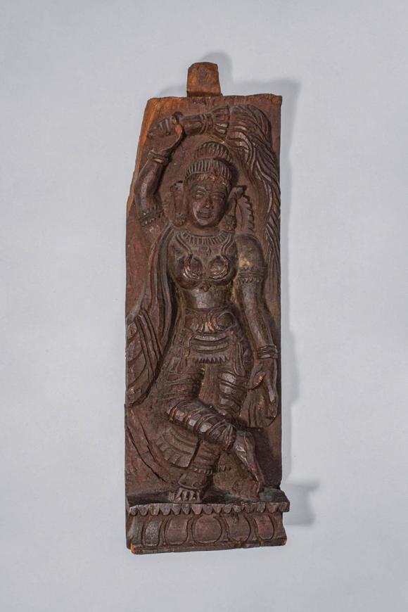 Apollo Art AuctionsCa. 18th-19th century AD.
A carved pair of wooden architectural panels, each depicting a Hindu de