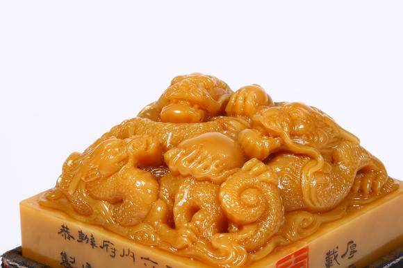 千葉大和壽山田黃石龍鈕印章