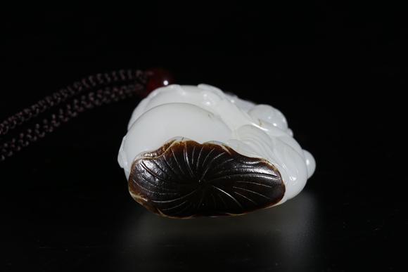 千葉大和和田玉雕童子葫蘆形手把件