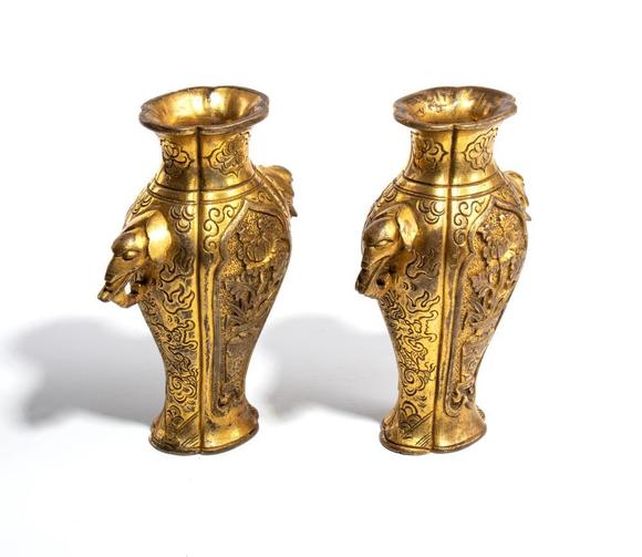 Bertolami Fine ArtA pair of gold-plated bronze vases. China, Qing Dynasty (1644–1912), 19th century.
