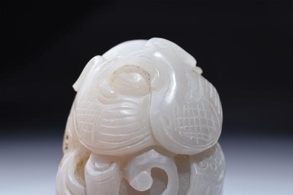 北京寶蘊(yùn)京白玉鴛鴦靈芝手把件