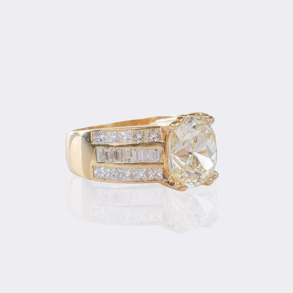 Auktionshaus StahlHigh-quality solitaire diamond ring.