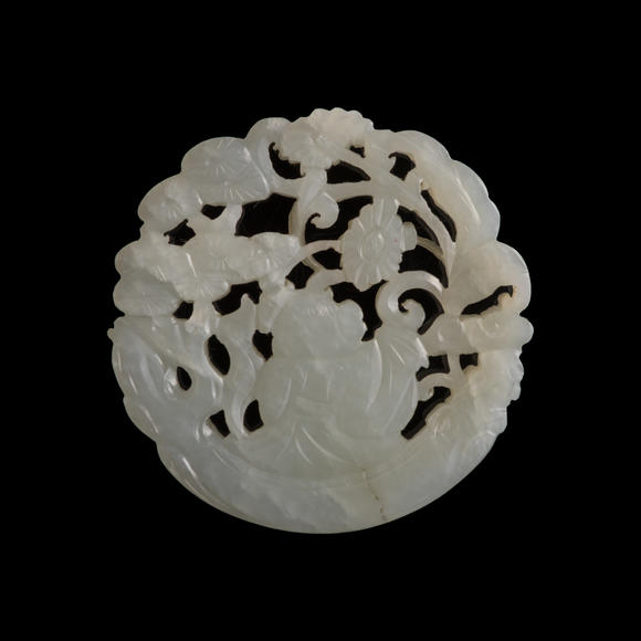 Oakridge Auction Gallery十九世紀(jì)早 白玉鏤雕童子佩（附木座）  A Chinese reticulated white jade 'boy' plaque