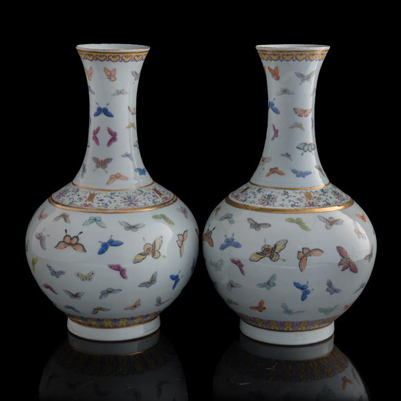 Oakridge Auction Gallery清光緒 粉彩百蝶賞瓶一對  A pair of Chinese famille rose 'hundred butterflies' shang vases