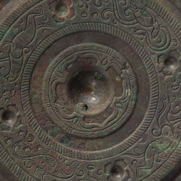 Oakridge Auction Gallery漢代 銅鏡  A Chinese bronze mirror