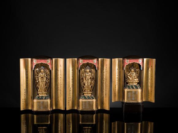 Galerie ZackeYAMAMOTO MOSUKE: A HIGHLY IMPORTANT COMPLETE SET OF 33 ‘THE SAIGOKU KANNON PILGRIMAGE ‘GOLD LACQUER ZUSHI (PORTABLE BUDDHIST SHRINES), DATED 1854