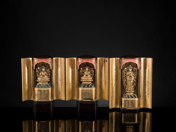 Galerie ZackeYAMAMOTO MOSUKE: A HIGHLY IMPORTANT COMPLETE SET OF 33 ‘THE SAIGOKU KANNON PILGRIMAGE ‘GOLD LACQUER ZUSHI (PORTABLE BUDDHIST SHRINES), DATED 1854