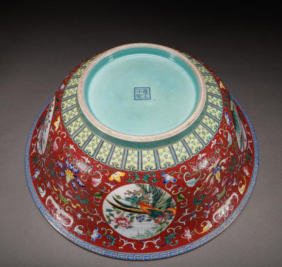 吉本株式會(huì)社清代 粉彩花鳥(niǎo)紋碗