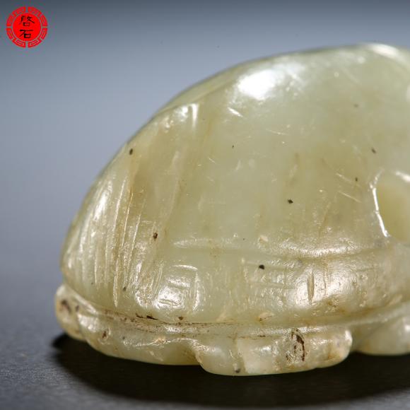 北京啟石明 圓雕玉龜