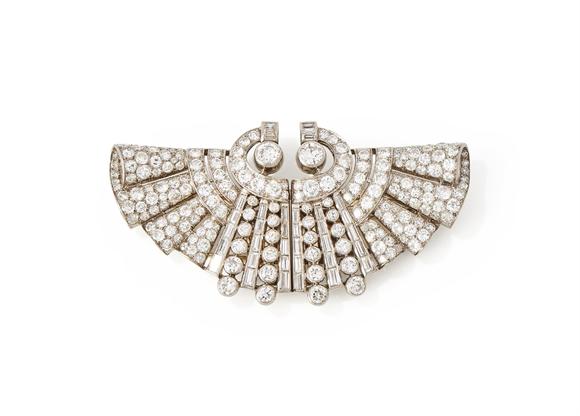 DreweattsA FRENCH ART DECO DIAMOND DOUBLE-CLIP BROOCH