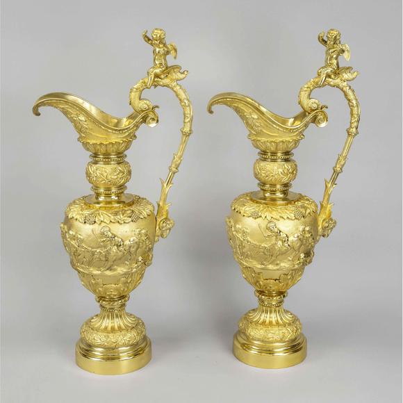 Historia AuktionshausPair of very large ceremonial jugs,