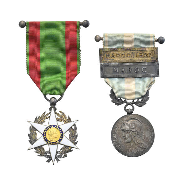 Piguet - H?tel des VentesFrance, lot de 2 décorations : Médaille coloniale et Ordre du Mérite Agricole