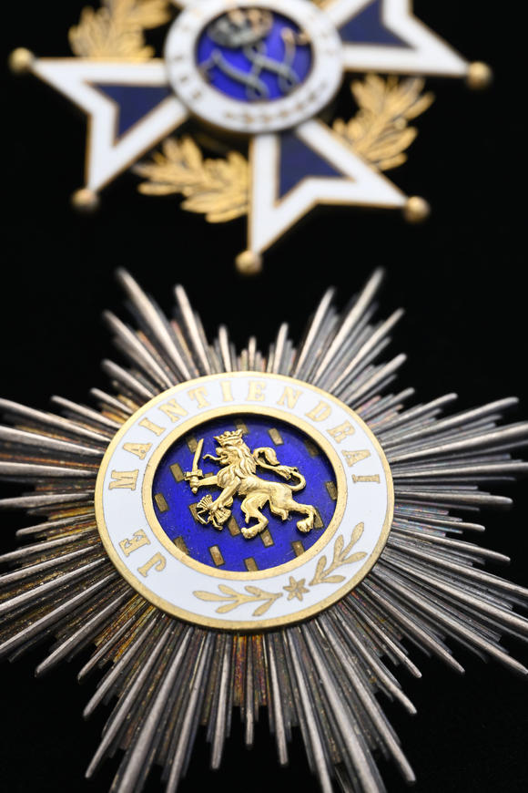 Piguet - H?tel des VentesRoyaume des Pays-Bas. Ordre d'Orange-Nassau, créé en 1892, ensemble de Chevalier Grand-Croix