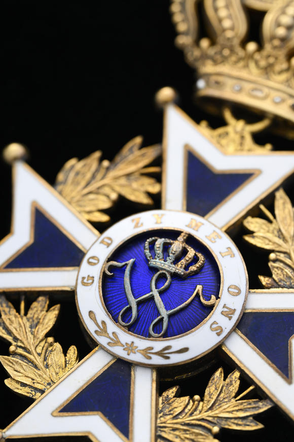 Piguet - H?tel des VentesRoyaume des Pays-Bas. Ordre d'Orange-Nassau, créé en 1892, ensemble de Chevalier Grand-Croix