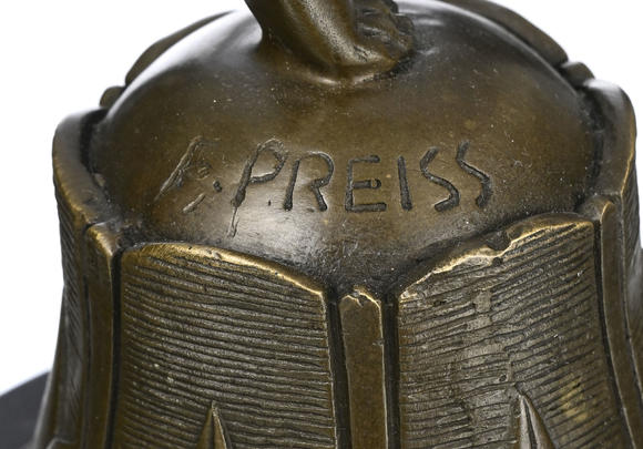 Piguet - H?tel des VentesDanseuse, sculpture en bronze signée F. Preiss, cachet fondeur  L'Art Bronze qualité France , socle en marbre, h. 45 cm