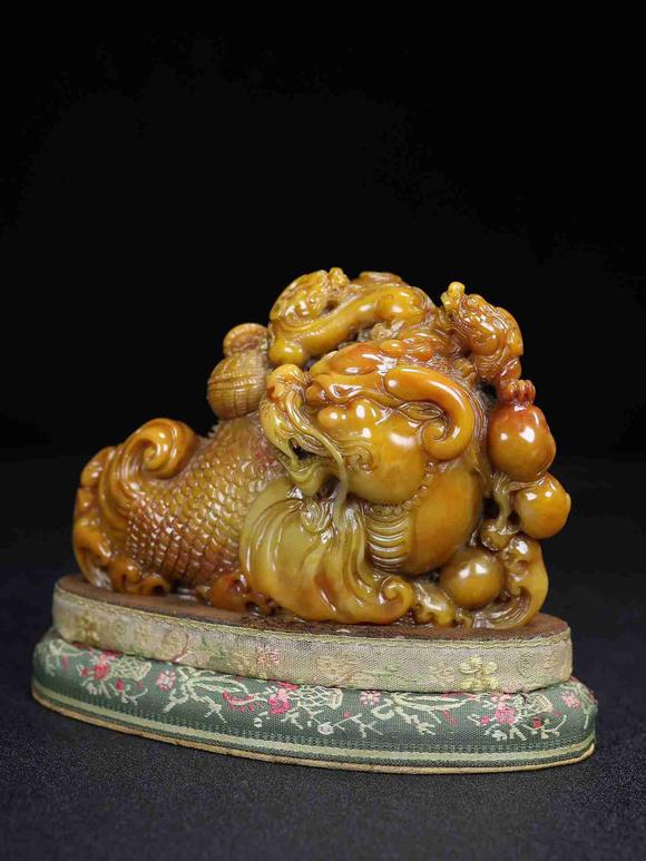日本松町古美瑞獸呈祥
