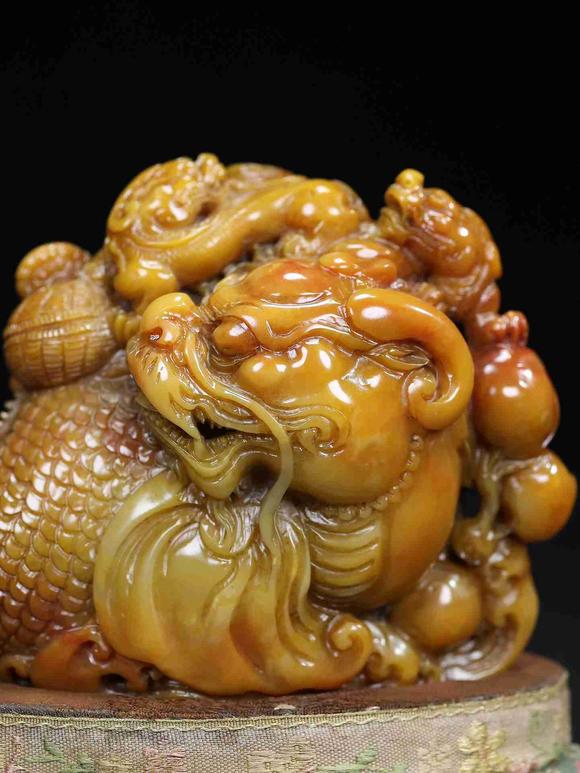 日本松町古美瑞獸呈祥