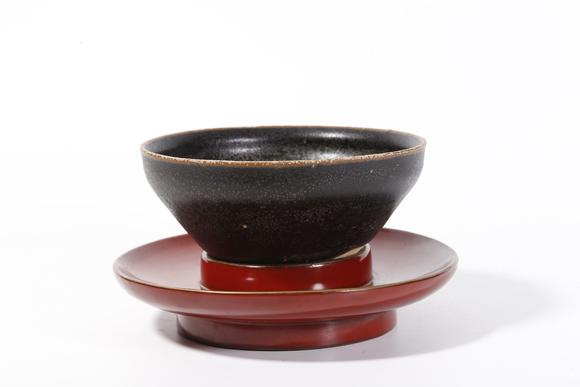 千美會建窯盞（帶托）