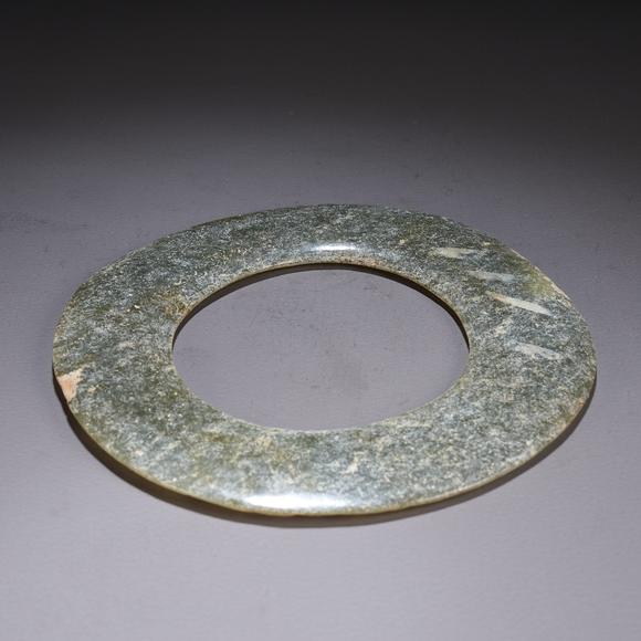 千美會高古玉環(huán)形器
