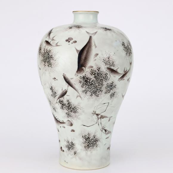 KARSON AUCTIONQing Yongzheng period, Ink-Color Plum Vase with Fish and Algae