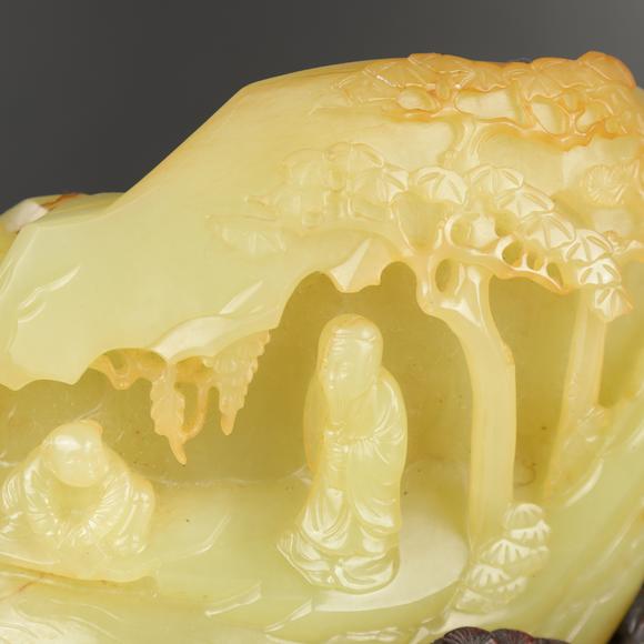 朱雀美術(shù)拍賣清 黃玉雕人物紋山子